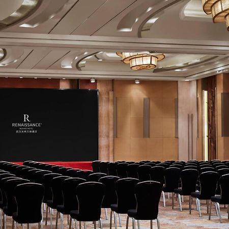 Renaissance Wuhan Hotel Exterior foto