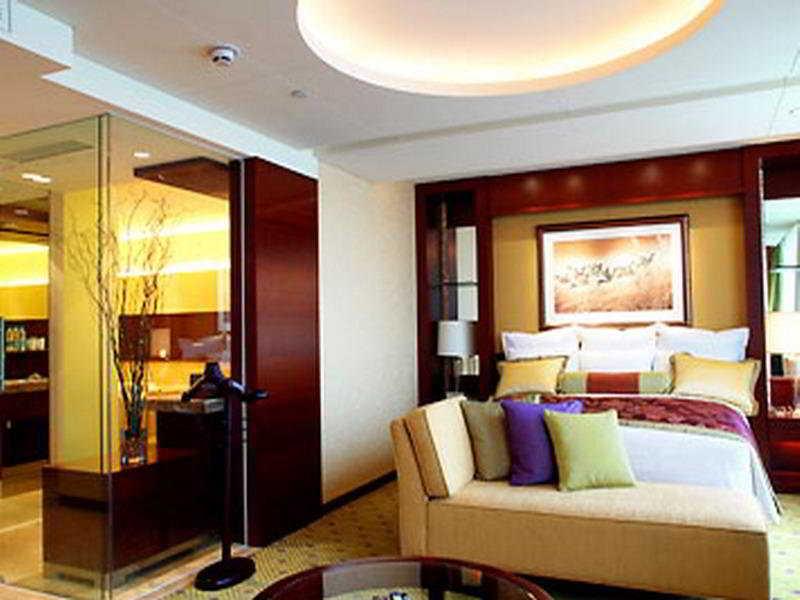 Renaissance Wuhan Hotel Exterior foto