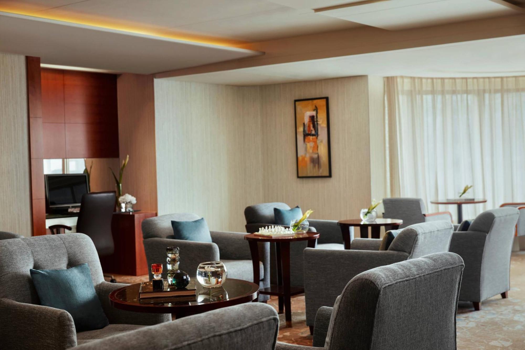 Renaissance Wuhan Hotel Exterior foto